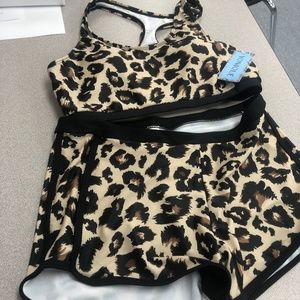 Women’s 2 piece swim suit size medium
